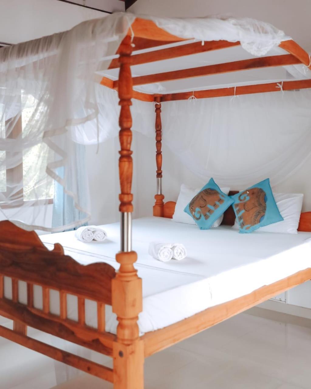 Damith Guest House Unawatuna Bagian luar foto