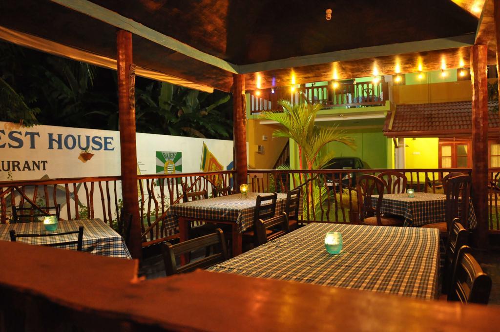 Damith Guest House Unawatuna Bagian luar foto
