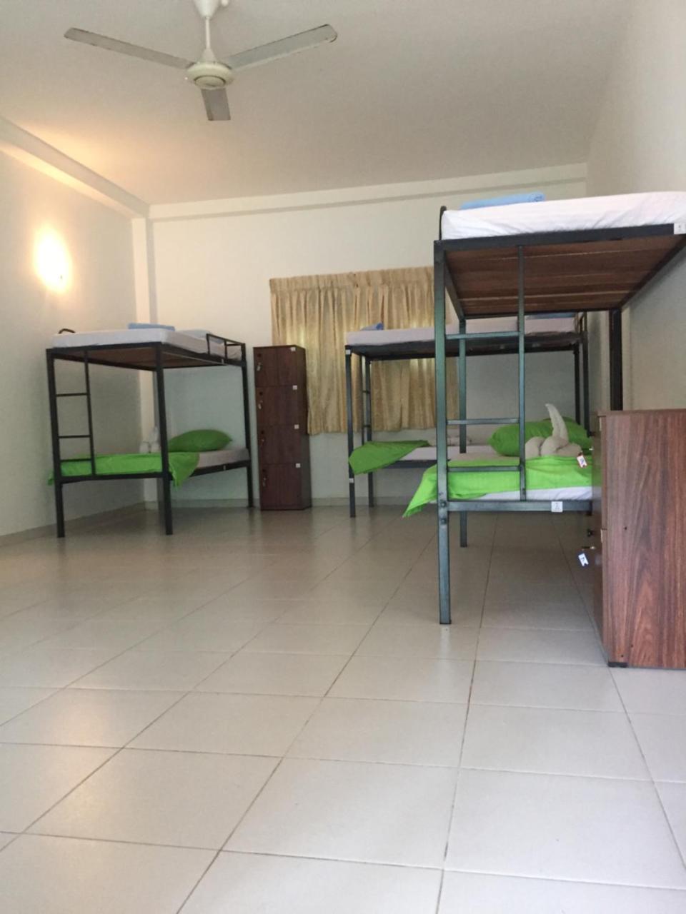 Damith Guest House Unawatuna Bagian luar foto