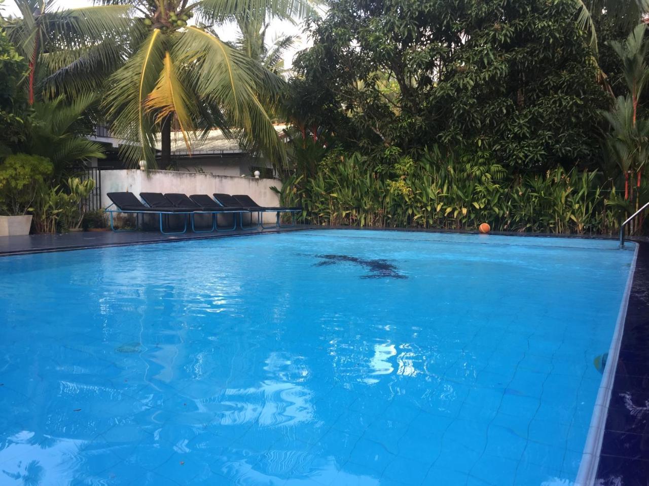 Damith Guest House Unawatuna Bagian luar foto