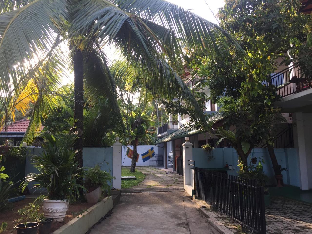 Damith Guest House Unawatuna Bagian luar foto
