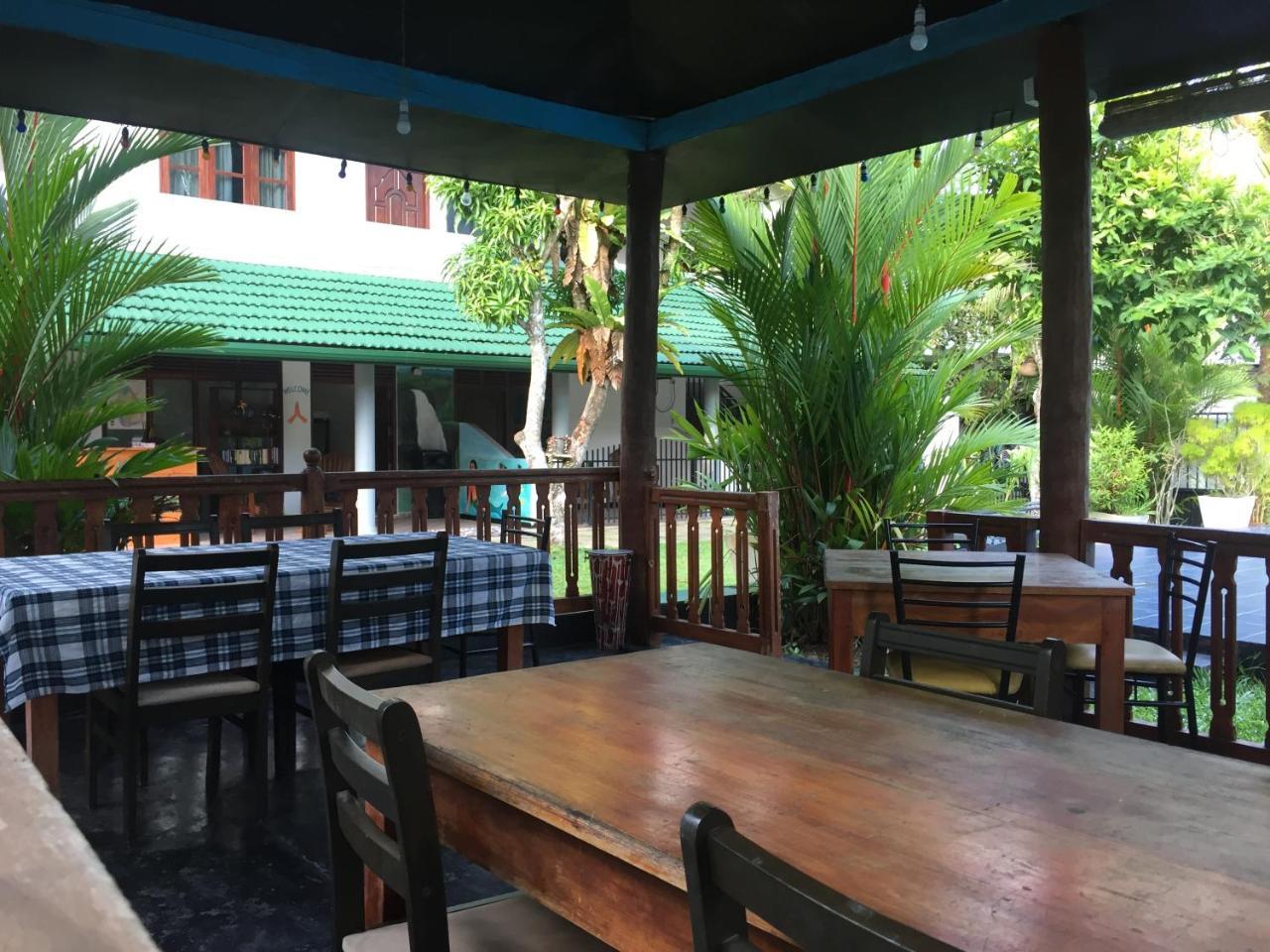 Damith Guest House Unawatuna Bagian luar foto