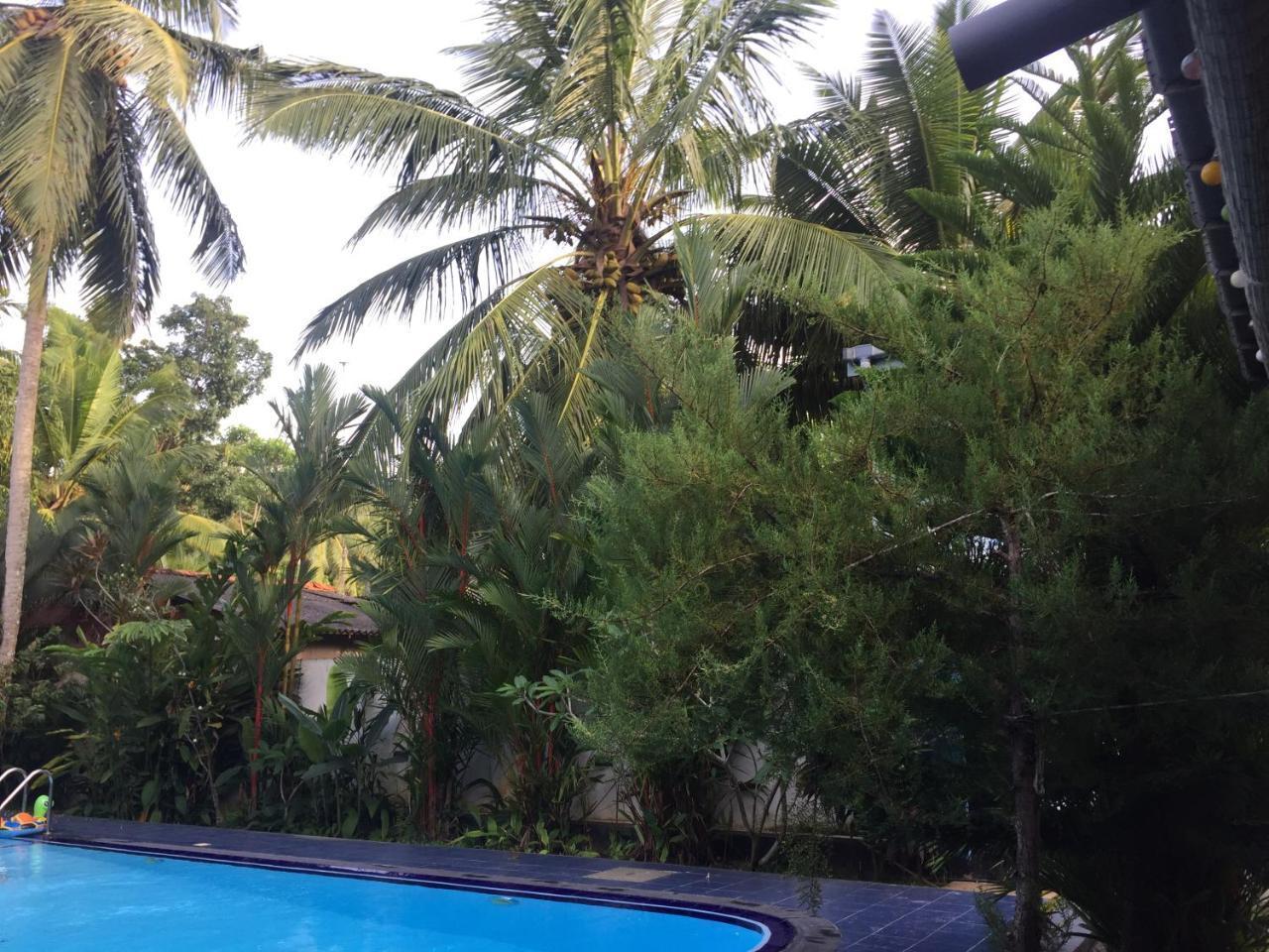 Damith Guest House Unawatuna Bagian luar foto